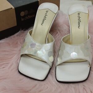 Brand New LE CHATEAU WHITE SHIMMER MULES-7